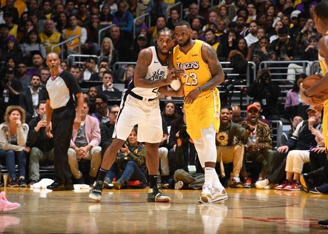 皇马二号得分手12场球荒拖垮进攻，姆巴佩25球难掩战术弊端（皇马二号射手陷12场进球荒拖累锋线，姆巴佩25球难遮战术短板）