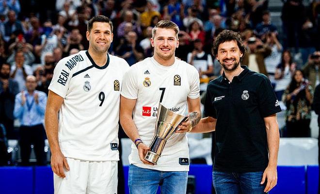 打个样子？曼城青年队4-0大胜皇马青年队（4-0！曼城青年队横扫皇马青年队，这是打样吗？）