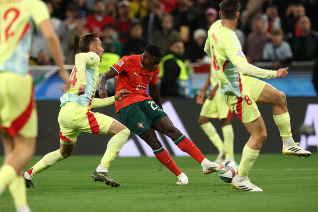 范戴克：我们的定位球能威胁任何对手，今天也证明了这一点（范戴克：我们的定位球能给任何对手制造威胁，今天已得到印证）