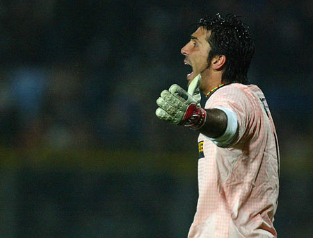 苏比门迪：我们在压迫和盯人方面要改进，表现不佳时也能抗住（苏比门迪：压迫与盯人需加强，状态不佳也要顶住）