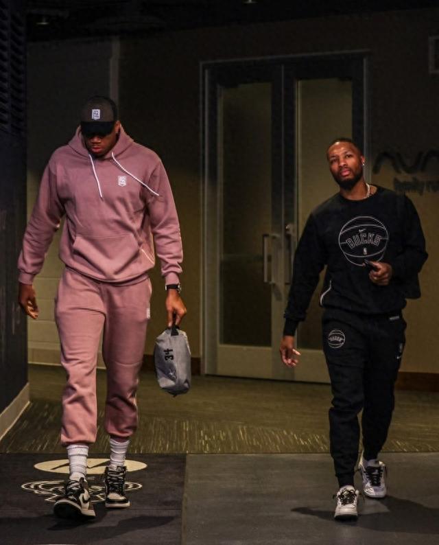 佩杜拉：帕拉迪诺渴望重返意甲，但佛罗伦萨并没有考虑他（佩杜拉：帕拉迪诺盼重返意甲，佛罗伦萨暂未将其纳入考虑）