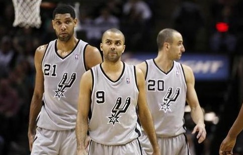 澳超半场：拉赫马尼破门，墨尔本城1-0纽卡斯尔喷气机（澳超半场战报：拉赫马尼建功，墨尔本城1-0领先纽卡斯尔喷气机）