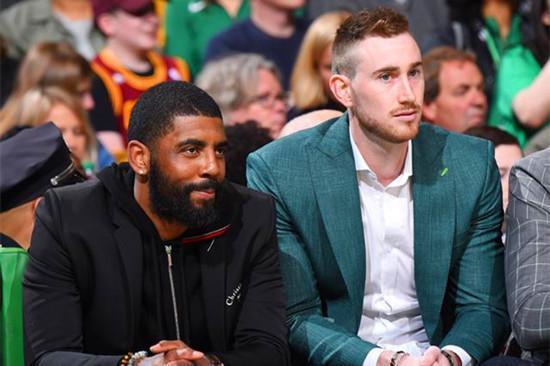 麦克阿瑟中场：高温天气不足为奇，我们会全力争取三分（麦克阿瑟中场：高温不稀奇，全取三分）