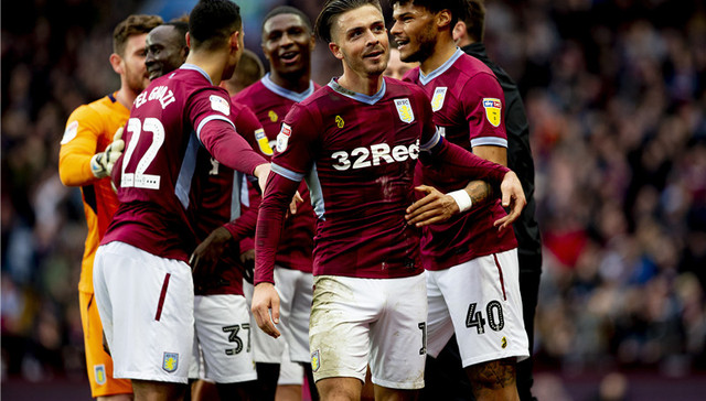 东契奇+詹姆斯+里夫斯，三巨头的阵容，到底能否争冠？（东契奇联手詹姆斯与里夫斯，三巨头能否问鼎总冠军？）