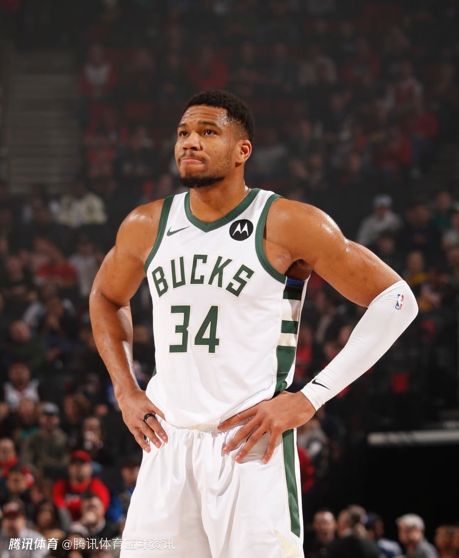 替补上阵，国米两位小将斯皮纳塞和博沃上演一线队首秀（国米两新星斯皮纳塞、博沃替补登场完成一线队处子秀）