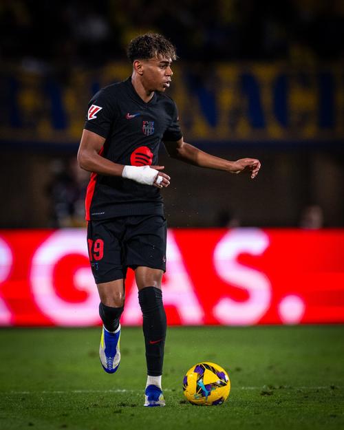 勇士球员防守参与率提升明显（勇士队球员防守参与度显著上升）