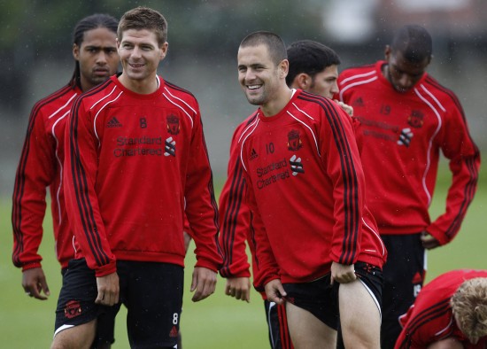 欧冠半场：马杜埃凯破门，因卡皮耶中柱，阿森纳1-0布鲁日（欧冠半场：马杜埃凯建功，因卡皮耶中框，阿森纳暂1-0领先布鲁日）