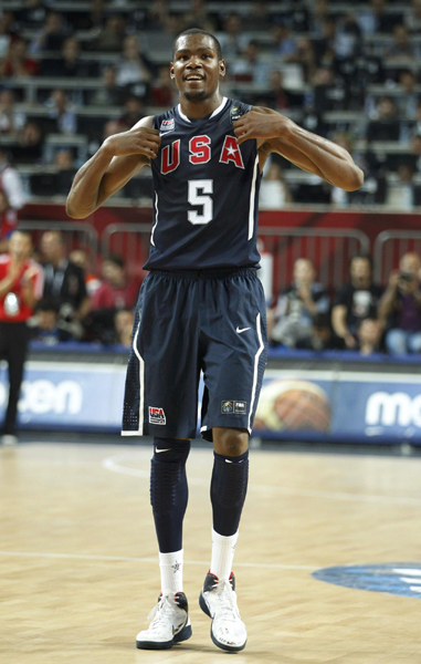 意媒：巴洛特利正随业余队训练，意丙联赛或成为现实选择（意媒：巴洛特利随业余队备训，或将转战意丙联赛）