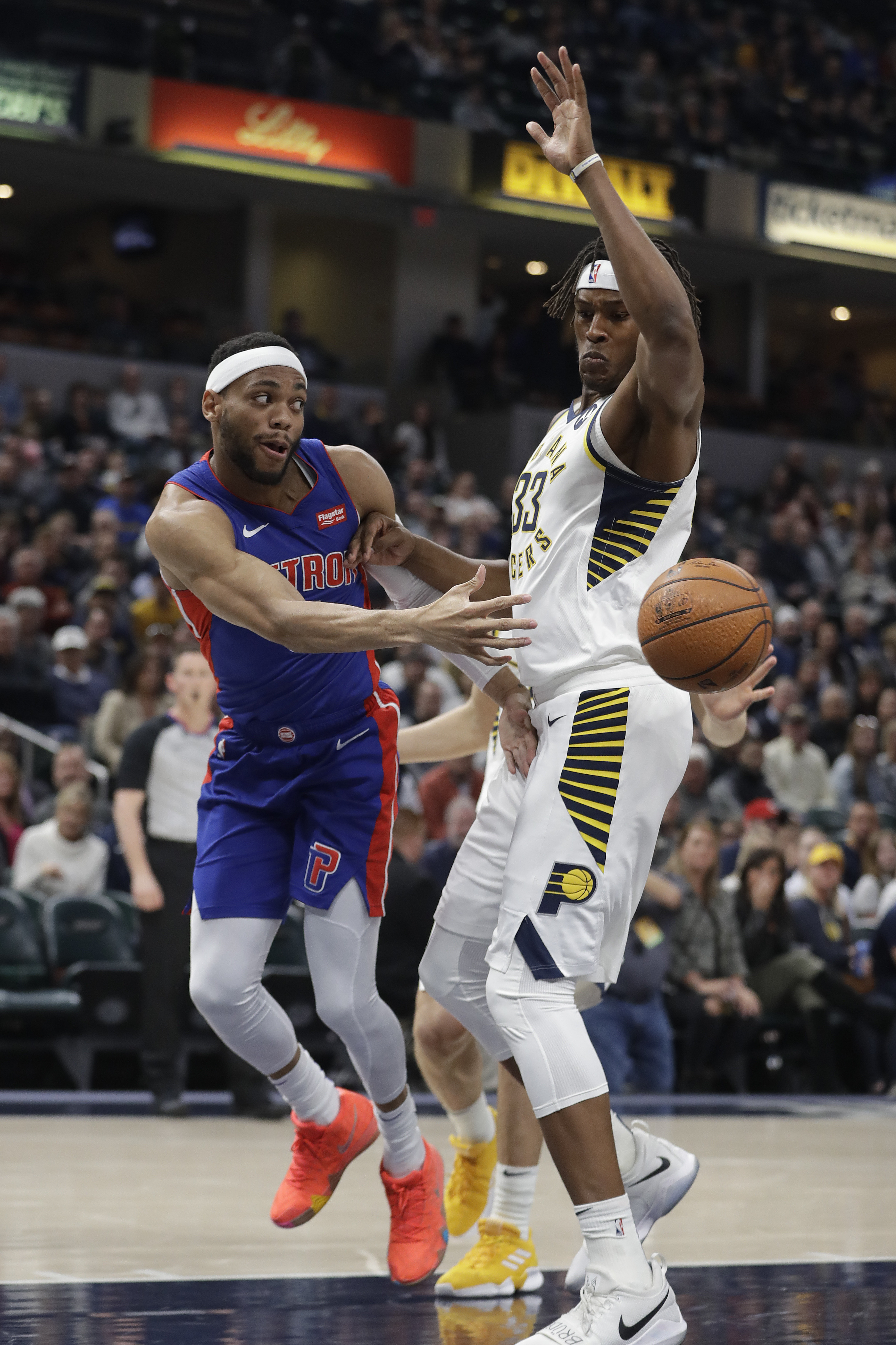 活塞进入重建阶段动作频繁（活塞启动重建，频频出手）