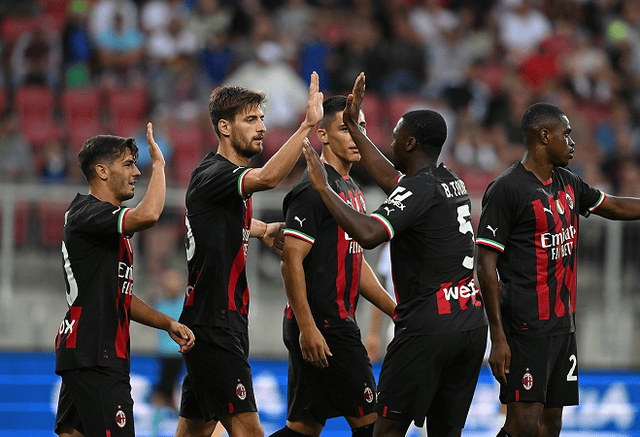 塞门约：本赛季目标是进球和助攻上双；今年在练习后点的预判（塞门约：力争本季进球与助攻均上双，正加强后点预判训练）