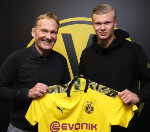 马尔蒂尼：希望意大利进世界杯；不会去米兰以外的任何俱乐部（马尔蒂尼：盼意大利晋级世界杯，除米兰外不考虑任何俱乐部）