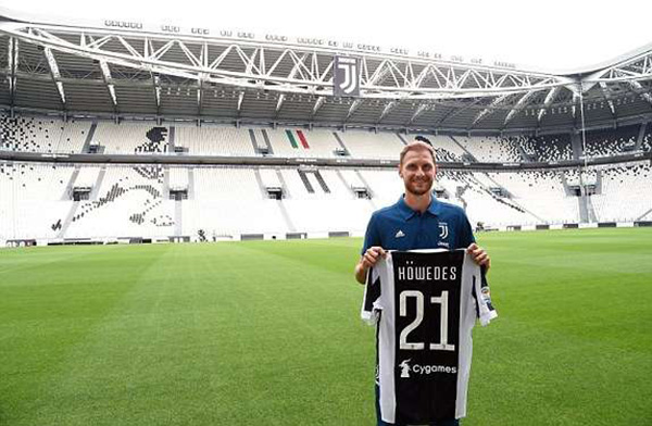 全市场：戴维表现未达尤文预期，米兰、热刺和切尔西对他感兴趣（尤文对戴维表现不满意，米兰、热刺与切尔西有意引进）