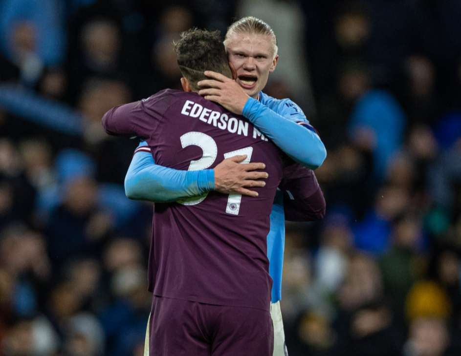 中甲战报：安以恩戴帽，辽宁铁人5-0大胜佛山南狮（中甲速递：安以恩上演帽子戏法，辽宁铁人5比0横扫佛山南狮）