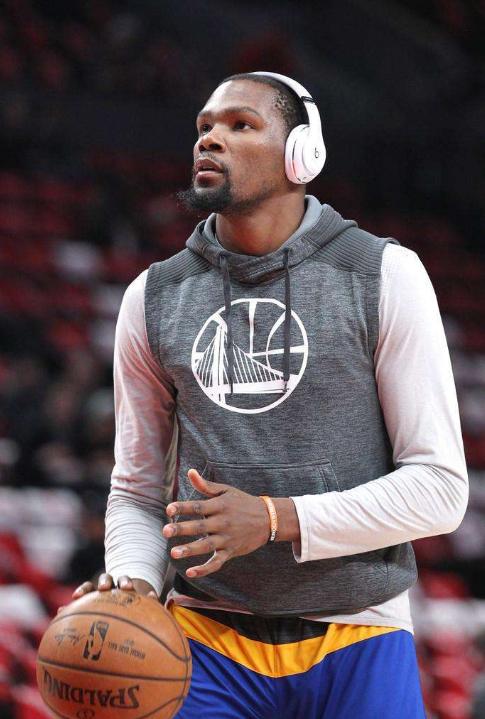 NBA球员李凯尔方回应国籍改美国！有需要，不排除再回中国男篮（NBA球员李凯尔团队回应美籍传闻：有需要不排除重返中国男篮）