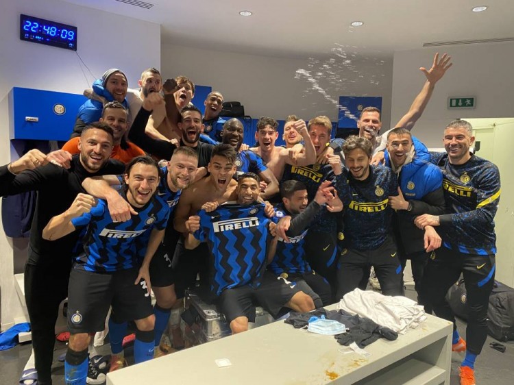 范巴斯滕：布鲁日被“抢劫”了，那个4-3的绝杀球本该有效（范巴斯滕怒斥：布鲁日被“抢劫”，4-3绝杀本应算数）