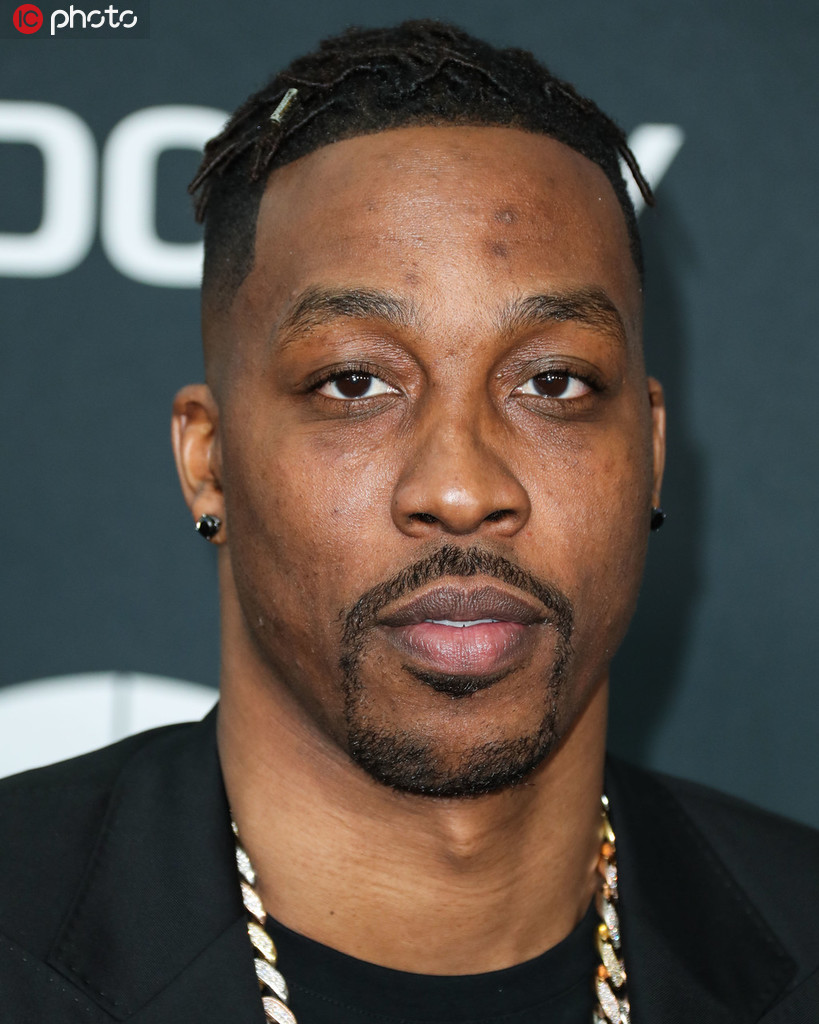 世体：巴萨已用长约锁定多名重要球员，下一个可能是费兰（世体：巴萨以长约锁定多名主力，费兰可能成为下一位）